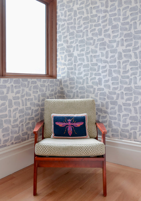 Metolius Chatty Graphite Grey Wallpaper Room