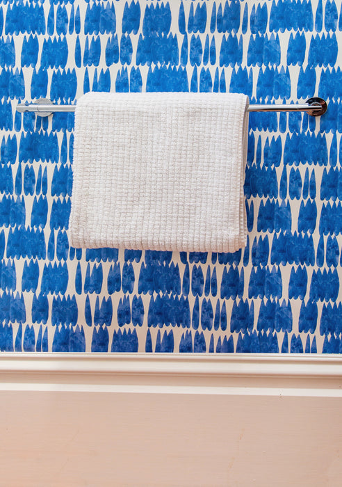 Metolius Cobalt Drip Drop Wallpaper Detail
